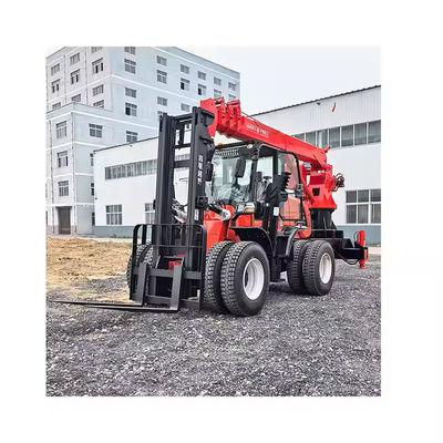 Grúa elevadora de horquilla todoterreno versátil para sitios agrícolas y de construcción en el manejo de materiales