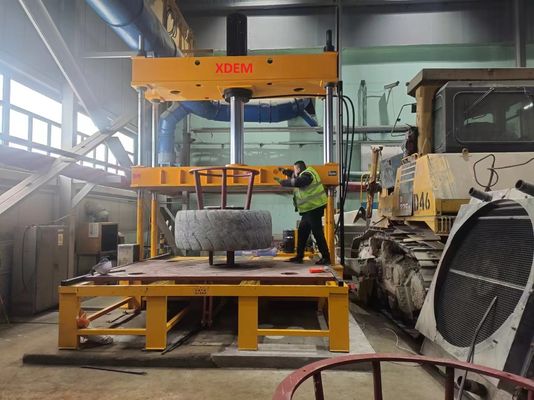 XDEM 260T Prensa hidráulica de neumáticos para minería neumáticos OTR camiones mineros neumáticos 23.5R25 29.5R25 35/65R35 45/68R45