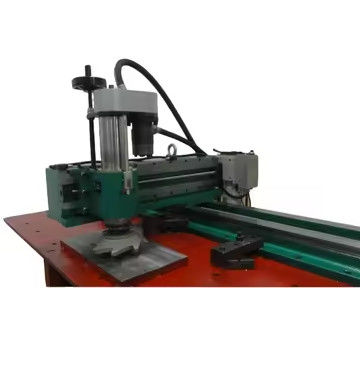 XDEM Máquina de fresado portátil de un solo brazo Mecanizado de precisión CNC Torno Máquina hidráulica de fresado de un solo carril