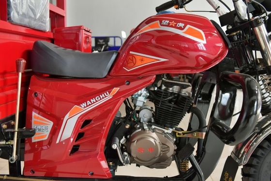 Pequeñas motos de gasolina de tres ruedas de carga refrigeradas por agua