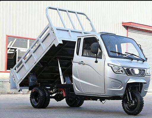 Scooter de carga de tres ruedas con motor de gasolina de 300 cc con capacidad de carga de 1500 kg y motor refrigerado por agua